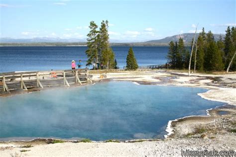 West Thumb Geyser Basin | Yellowstone National Park | Hikespeak.com