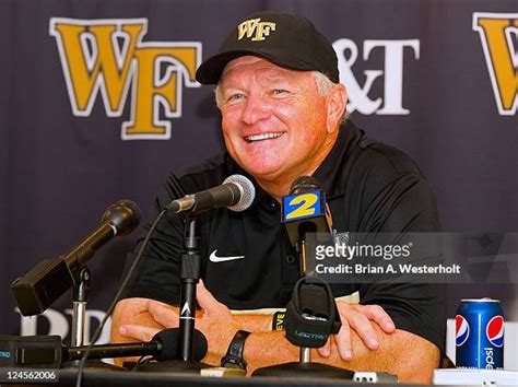 178 Jim Grobe Wake Forest Stock Photos, High-Res Pictures, and Images ...