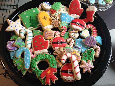 Christmas cookie platter | Christmas cookie platter, Christmas cookies ...