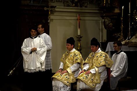 A Catholic Life: Tridentine Mass Celebrated in Vienna