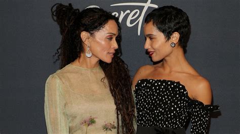 Zoë Kravitz & Mom Lisa Bonet Were Twinning at the 2020 Golden Globes