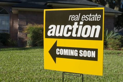 Real Estate Auctions Near Me [Loactor Map + Bidding Guide + FAQ]