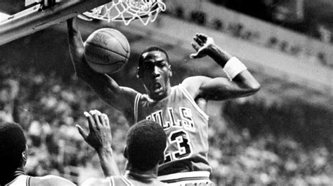 This Day In Sports: Jordan sets NBA playoffs scoring record | ktvb.com