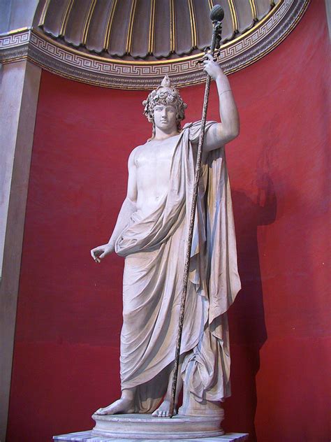 847-1801 - Vatican Museums - Round Room - Statue of Antinous