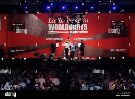 Darts - Ladbrookes.com PDC - World Darts Championship - Alexandra ...