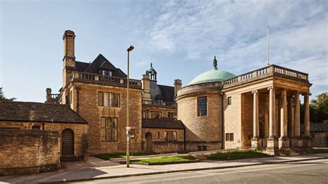 Tour of Rhodes House - Oxfordshire Historic Churches Trust