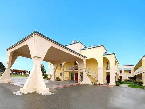 Crescent City (CA) Quality Inn & Suites Redwood Coast United States, North America Located in ...