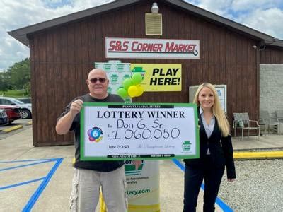 Pa. Lottery presents commemorative check to lottery winner | News | dailycourier.com