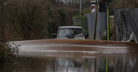 Five flood warnings issued in Nottinghamshire amid heavy rain - Nottinghamshire Live