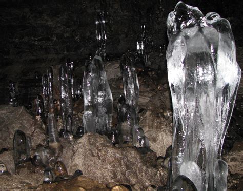 ice sculptures in the dark | There were unbelievable ice for… | Flickr