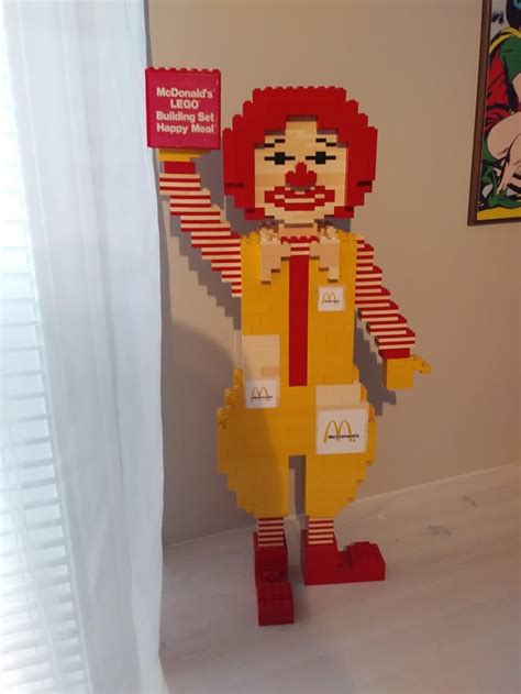 Picked this Lego McDonalds display up at a antique store. It's 18 ...