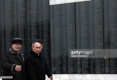 61 Russian President Putin Visits The Battle Of Stalingrad Memorial ...