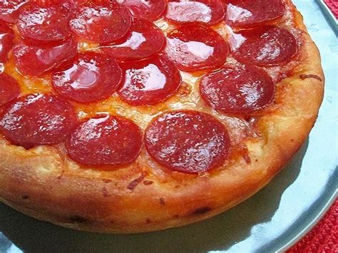 Pizza Hut Pan Pizza Copycat Recipe | How to Make Pan Pizza