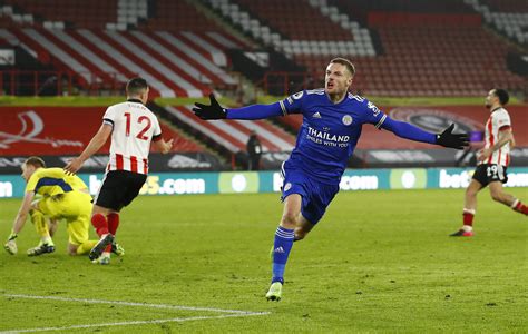 Jamie Vardy clinches Leicester's win at Sheffield United | AP News