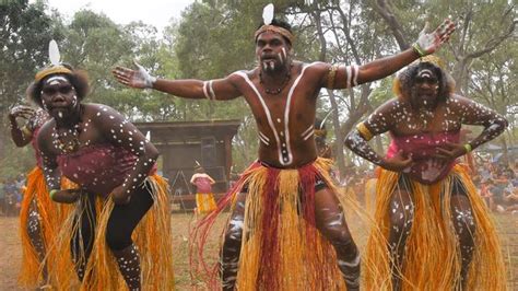 Laura Aboriginal Dance Festival keeps Dreamtime traditions alive | Gold ...