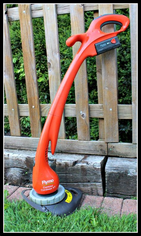 Flymo Contour Cordless XT garden strimmer; look dad, no cable! - Dad Blog UK