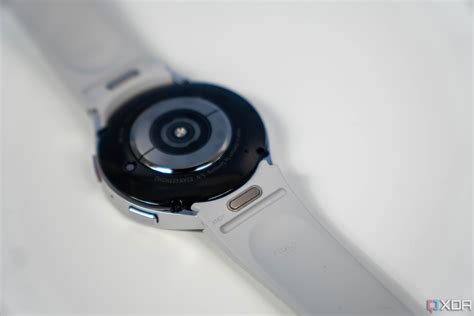 Are Samsung Galaxy Watch 6 bands interchangeable?