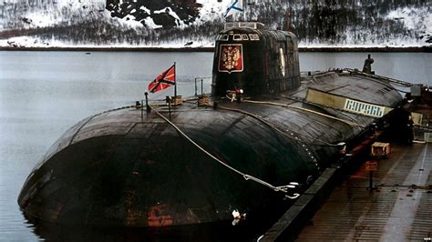 17th Anniversary of the Kursk submarine disaster (PHOTOS ...