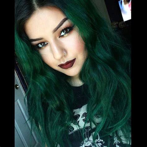 Pin for Later: 20 Photos That Prove Emerald Hair Is Edgy Yet Wearable | Green hair dye, Dark ...