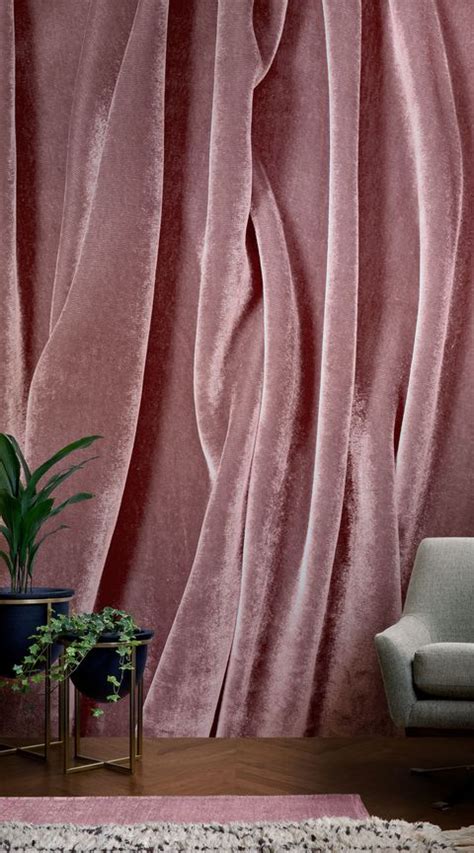 Velvet Effect Wallpaper Is A Luxurious Way To Stay On Trend - Textured Wallpaper Design