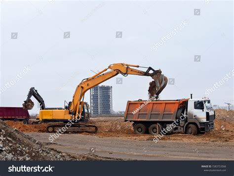 Excavator Load Sand Heavy Dump Truck Stock Photo 1583753566 | Shutterstock