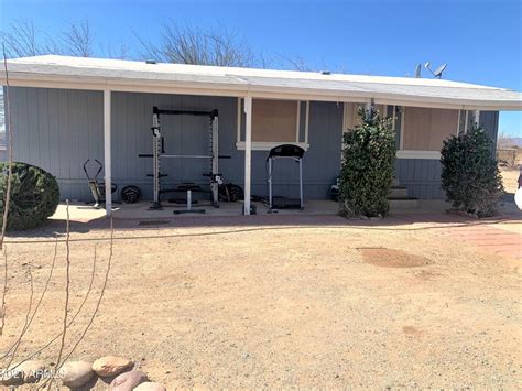 Aguila, AZ Real Estate - Aguila Homes for Sale | realtor.com®