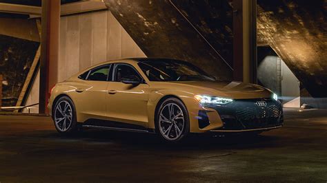 2022 Audi E-Tron GT Review: Striking the Right Balance - CNET