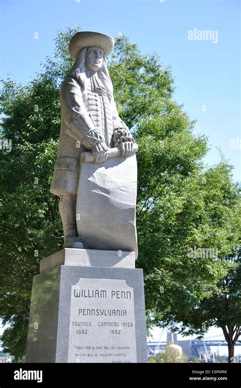 Statue of William Penn in Penn Treaty Park, Philadelphia, Pennsylvania, USA Stock Photo - Alamy