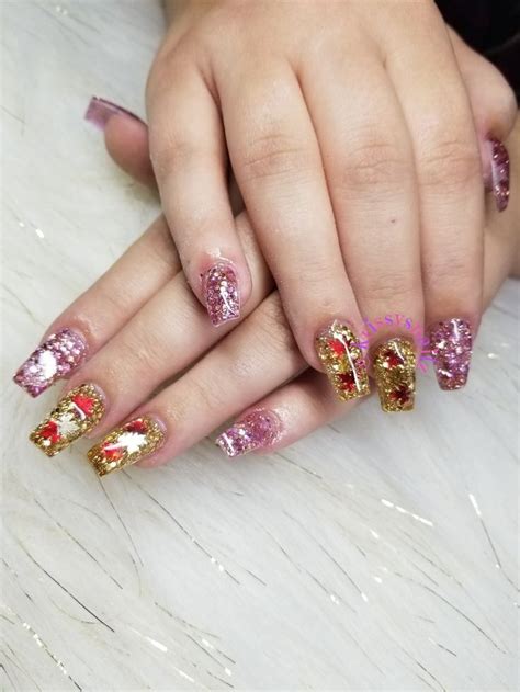 Glitzy nails | Nails, Glitzy, Beauty