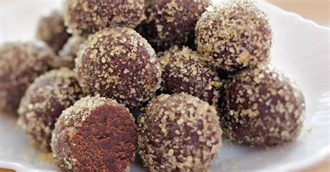 10 Best Bourbon Balls No Nuts Recipes | Yummly