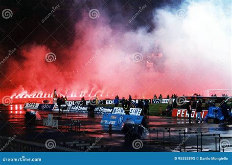 Naples fans by night editorial stock photo. Image of people - 95553893