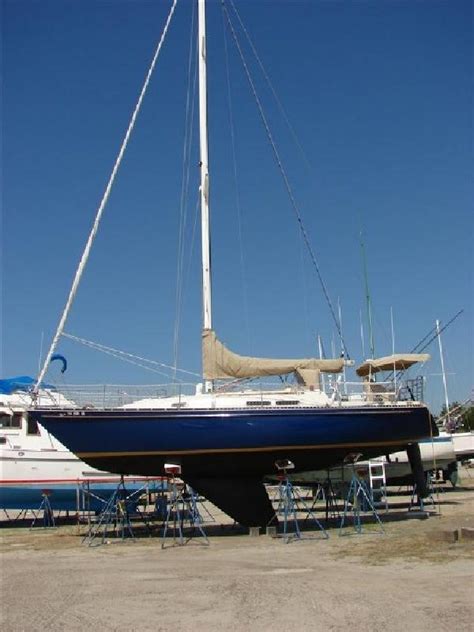 1978 36' C & C YACHTS 36 FT Classic Sailboat for sale in Beaufort, North Carolina | All Boat ...