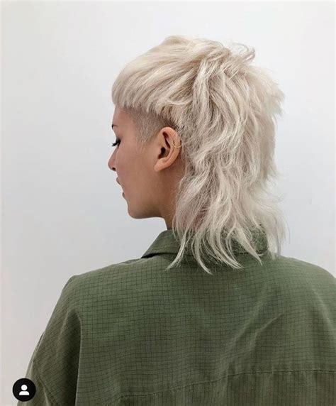 Shaved sides modern mullet #modern #mullet #shaved #sides #hairstyles #hairstylesforgirls | Punk ...