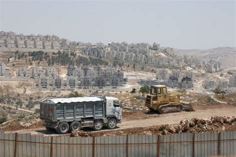 West Bank Wall Stock Photos, Pictures & Royalty-Free Images - iStock