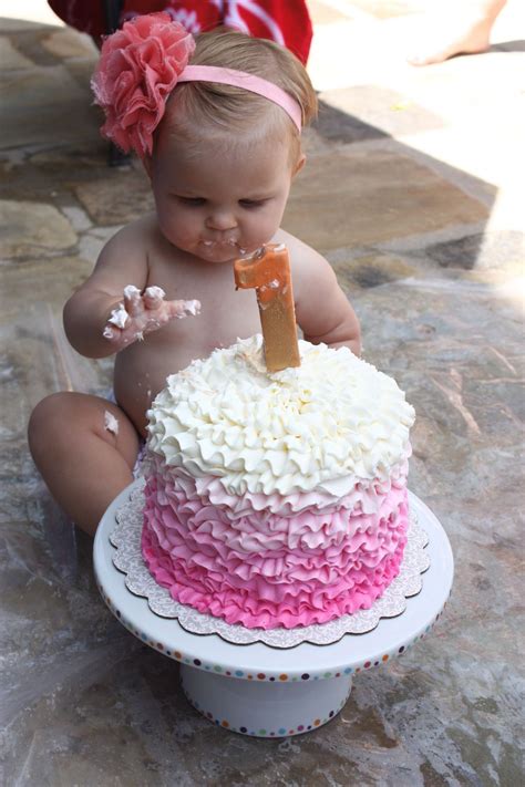 Diy smash cake, Cake smash, Baby cake