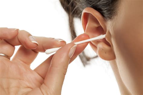 Doctors Find the Most Common Ways People Perforate their Eardrums | Live Science