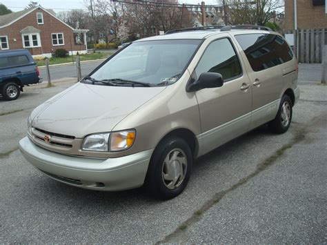 2000 Toyota Sienna - Pictures - CarGurus