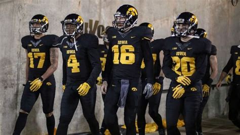 Iowa going bold and gold vs. Penn State - Footballscoop