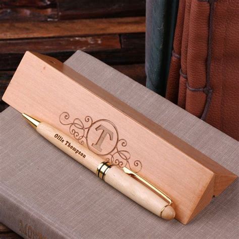 A Personalized Desktop Pen Set – Pen & Business Card Holder | Corporate ...