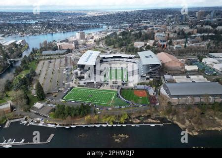 A general overall aerial view of Husky Stadium, Husky Softball Stadium, Dempsey Indoor and Hec ...