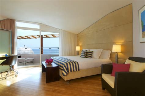 Rooms & Apartments - Avila Beach Hotel Curacao