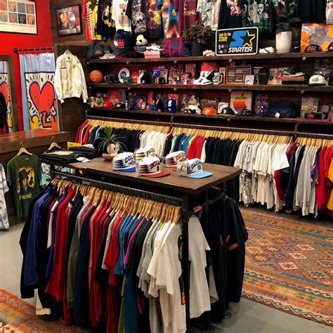 12 UNIQUE Thrift Stores in New York City to Find Hidden Gems!