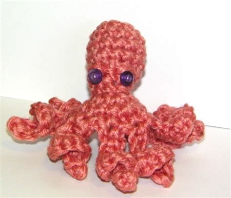 Windowsill Charms : Crochet Octopus Pattern