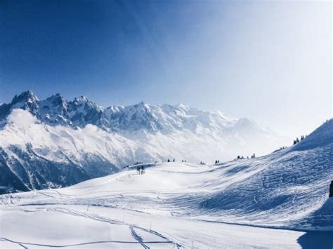 Snow Hill Background Hd (#3124270) - HD Wallpaper & Backgrounds Download