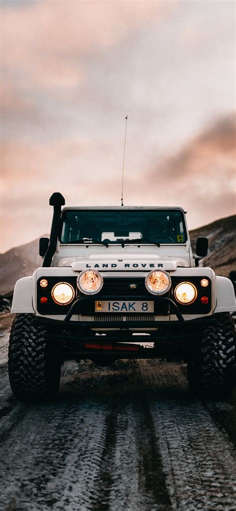 Land Rover Defender iPhone Wallpapers