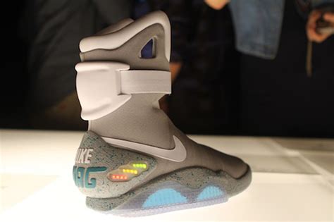 Nike designer says self-lacing 'Back to the Future' shoes will arrive ...