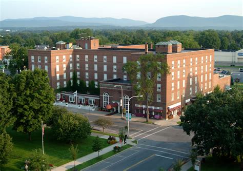 Queensbury Hotel | Glens Falls, NY 12801