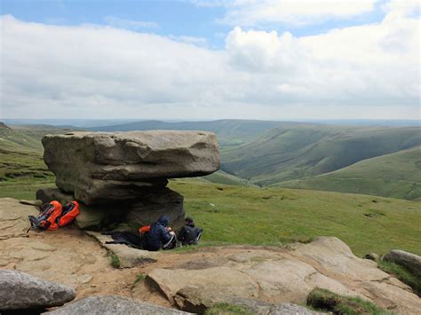 Walk up Kinder Scout from Edale via Grindsbrook Clough | Mud and Routes