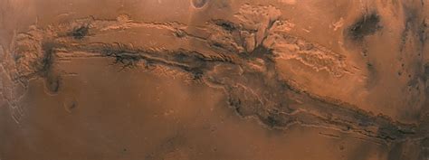 Valles Marineris (https://mymodernmet.com/valles-marineris-photonasa ...