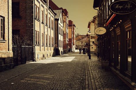 Vintage Streets by emeraldeyesx3 on DeviantArt